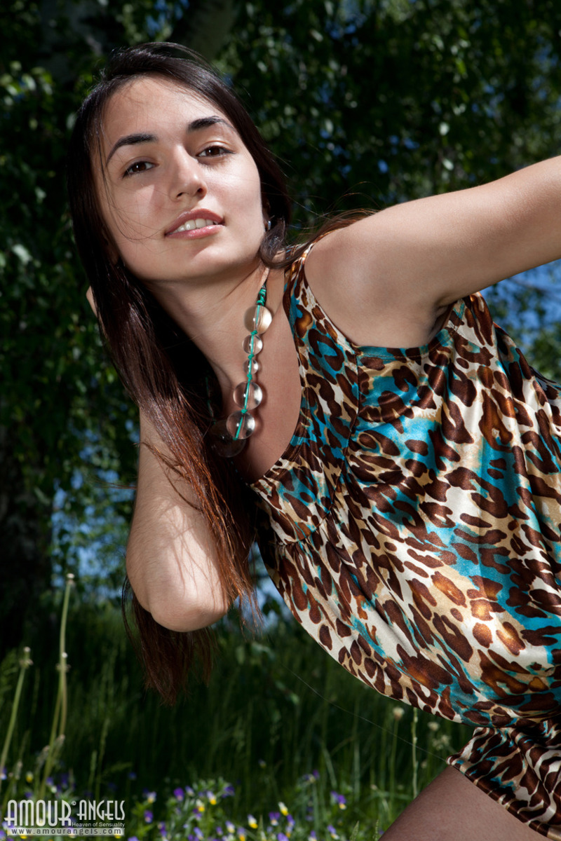 Tempting Teen Beauty 02