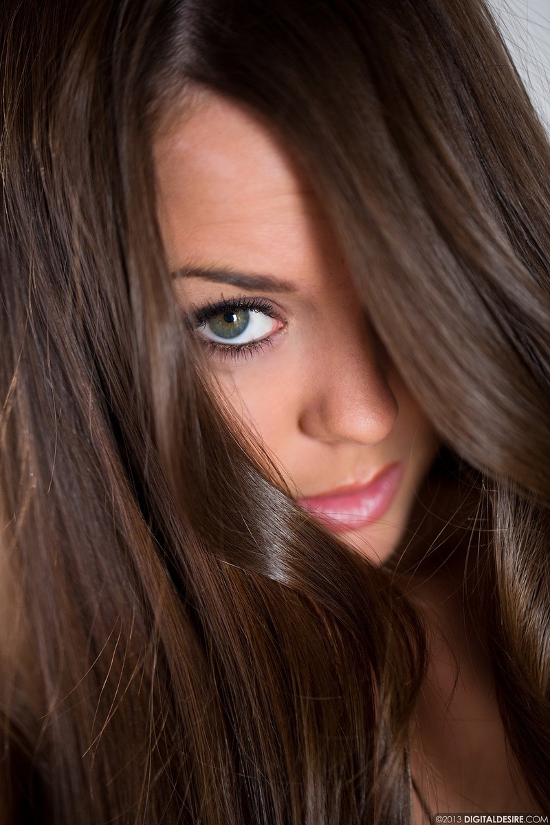 Rahyndee James in sexy lingerie 12