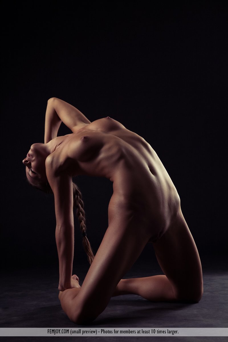 Of curves and grace 08