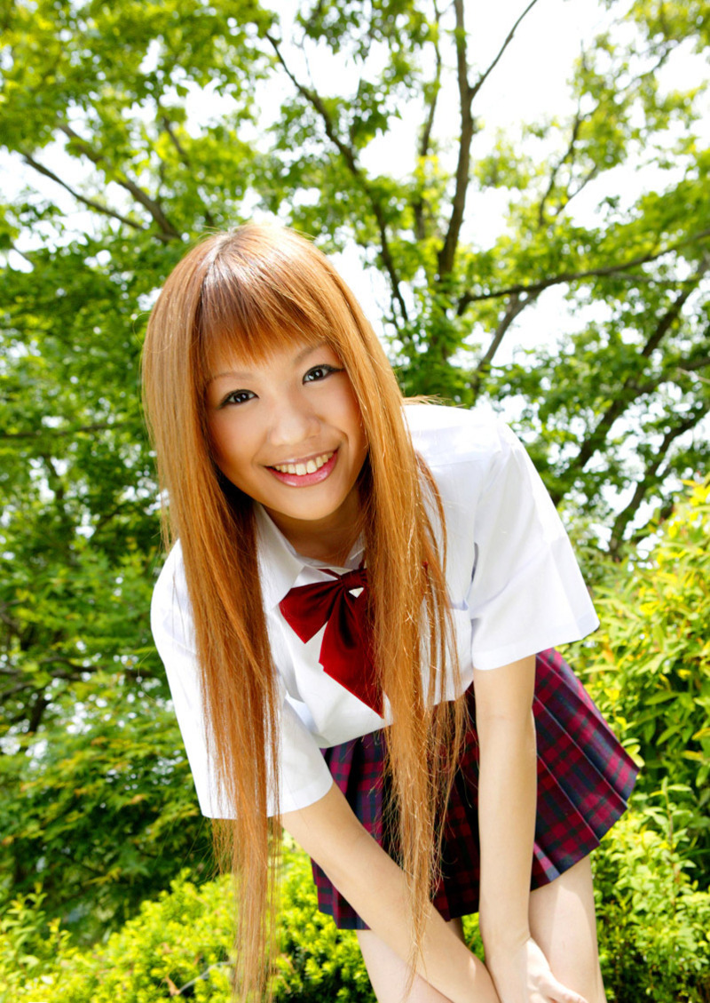 Hinano Momosaki 05