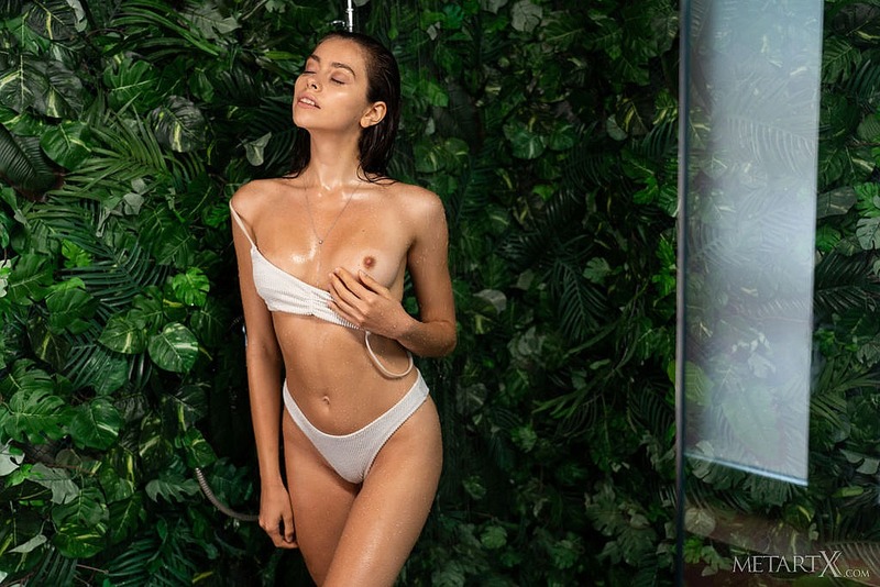 Drench - Foxy Alissa 07