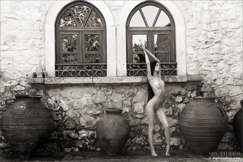 Leona Mia - Shoot Day: Portugal 10