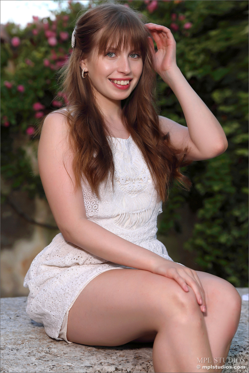 Aristeia - Favorite Flowers 00