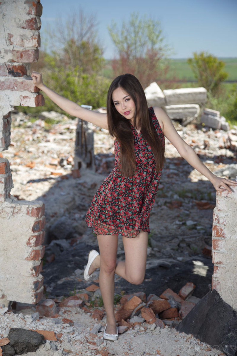 Li Moon 04