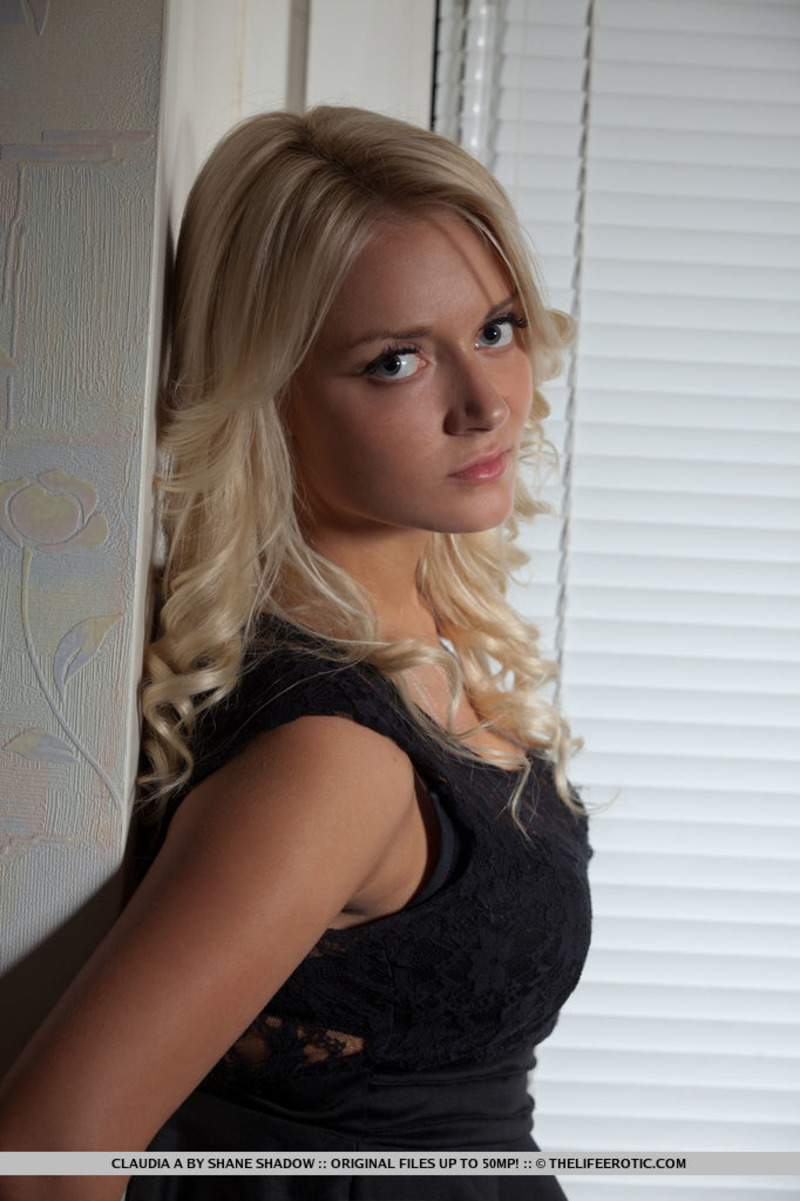 Claudia A 08