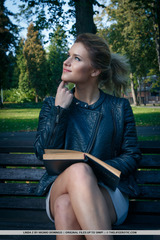 Charming Linda 05