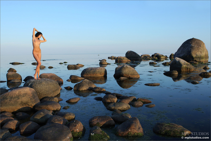 Renata Stepping Stones 09